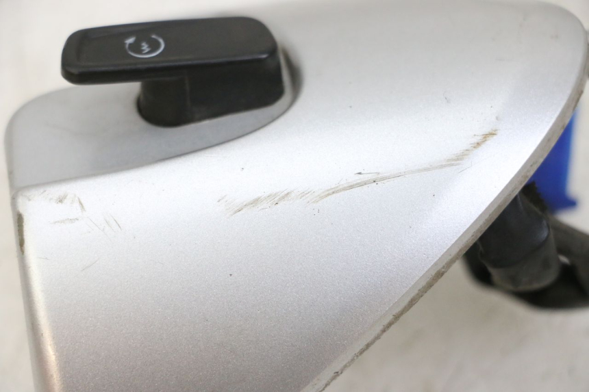 photo de PRZEŁĄCZNIK PRAWY YAMAHA NEOS NEO'S 4T 50 (2008 - 2016) - Szczegół części