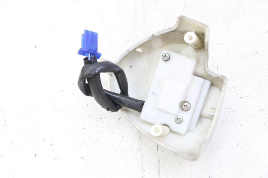 photo de PRZEŁĄCZNIK PRAWY YAMAHA NEOS NEO'S 4T 50 (2008 - 2016) - Inny kąt widzenia