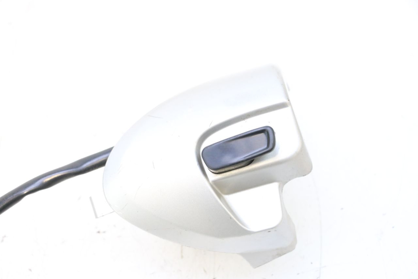 photo de PRZEŁĄCZNIK PRAWY YAMAHA NEOS NEO'S 4T 50 (2008 - 2016) - Szczegół części