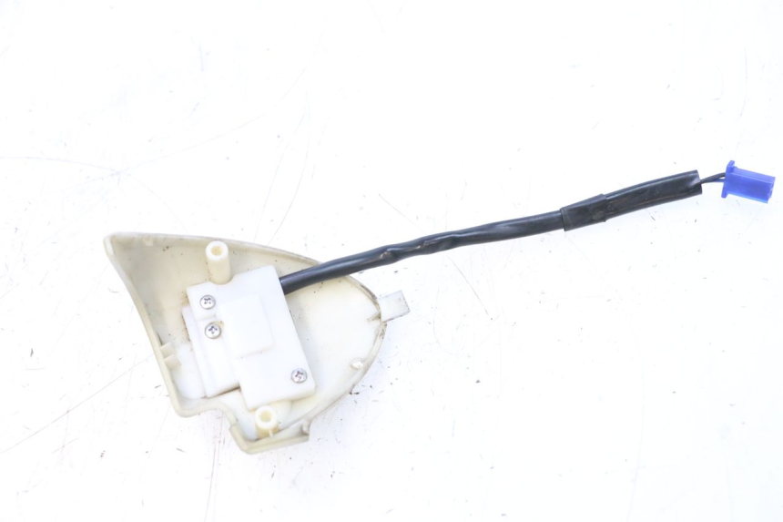 photo de PRZEŁĄCZNIK PRAWY YAMAHA NEOS NEO'S 4T 50 (2008 - 2016) - Inny kąt widzenia