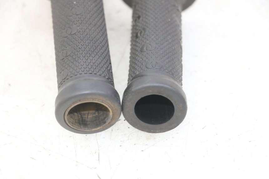 photo de PRZEŁĄCZNIK PRAWY GILERA NEXUS 125 (2009 - 2013) - Widok ogólny