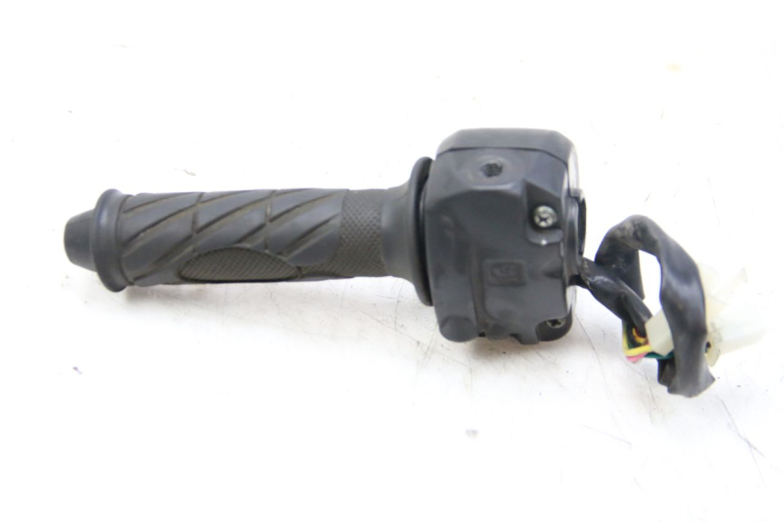 photo de PRZEŁĄCZNIK PRAWY IMF INDUSTRIE PACH 4T 50 (2009 - 2018) - Zbliżenie techniczne