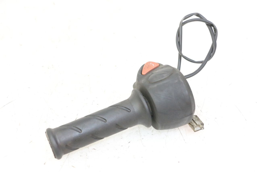 photo de PRZEŁĄCZNIK PRAWY PEUGEOT CITYSTAR 50 (2013 - 2017) - Widok ogólny