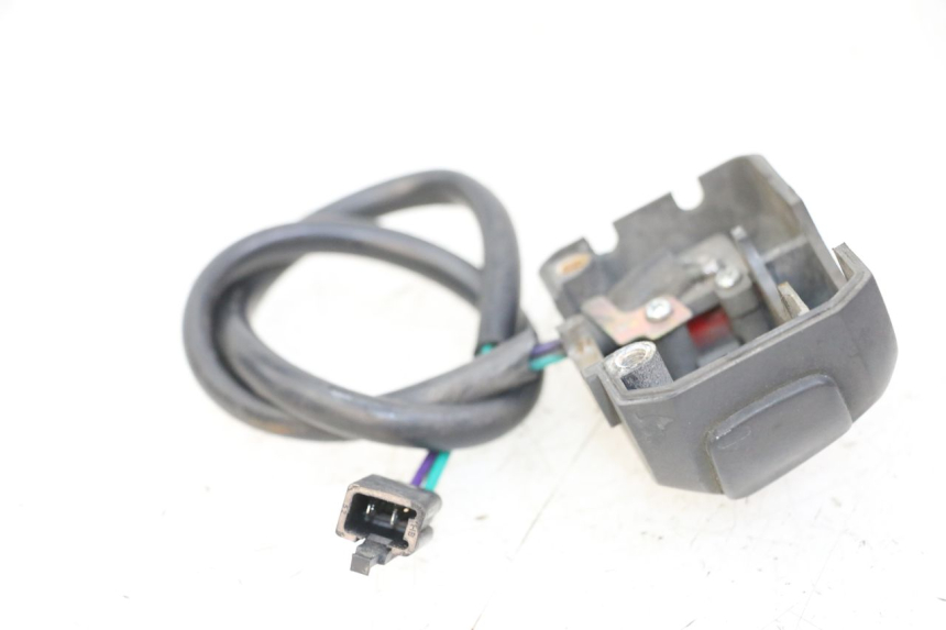 photo de PRZEŁĄCZNIK PRAWY PEUGEOT KISBEE 4T 50 (2018 - 2022) - Zoom stanu zużycia