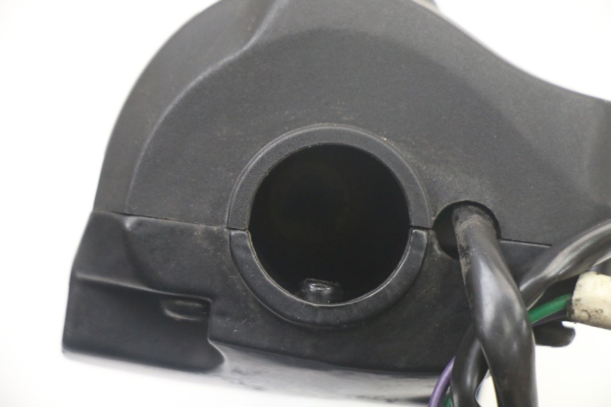 photo de PRZEŁĄCZNIK PRAWY PEUGEOT TREKKER TKR 50 (2005 - 2014) - Widok ogólny