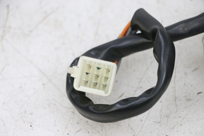 photo de PRZEŁĄCZNIK PRAWY EFUN PUSA 1 - Zoom stanu zużycia