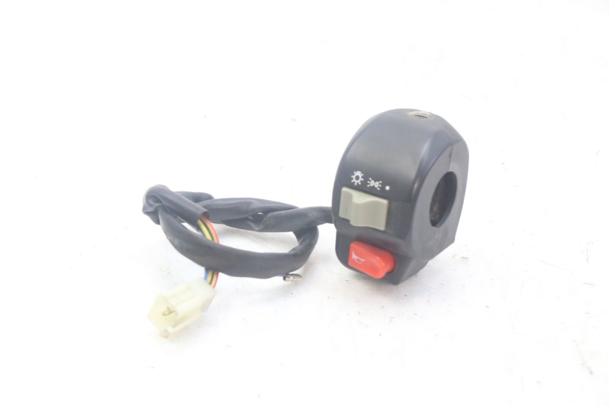 photo de PRZEŁĄCZNIK PRAWY DOLPHIN PYGMY 1 (2020 - 2024) - Widok główny