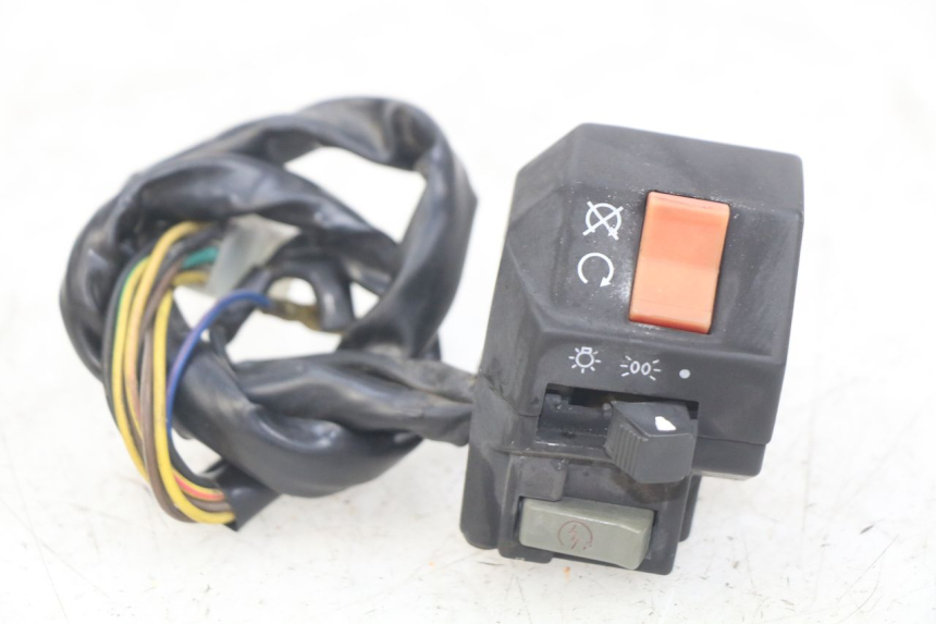 photo de PRZEŁĄCZNIK PRAWY YAMASAKI RAPTOR 50 (2013 - 2018) - Widok główny