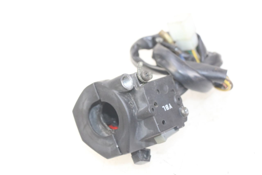 photo de PRZEŁĄCZNIK PRAWY YAMASAKI RAPTOR 50 (2013 - 2018) - Szczegół części