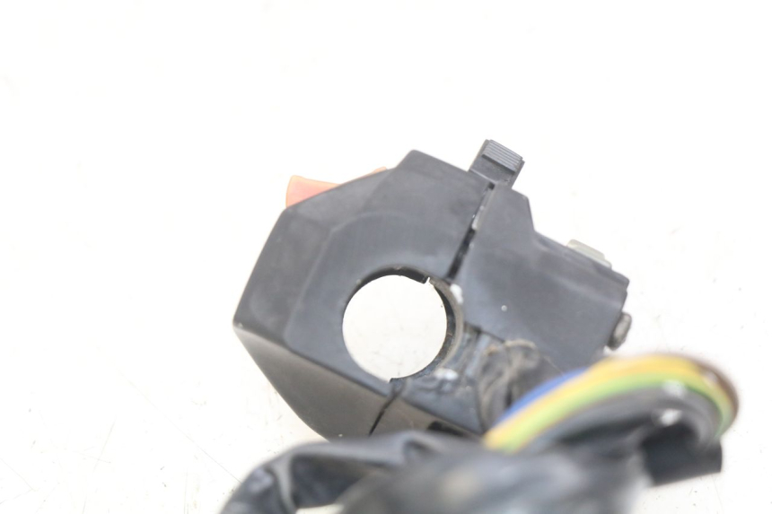 photo de PRZEŁĄCZNIK PRAWY YAMASAKI RAPTOR 50 (2013 - 2018) - Inny kąt widzenia