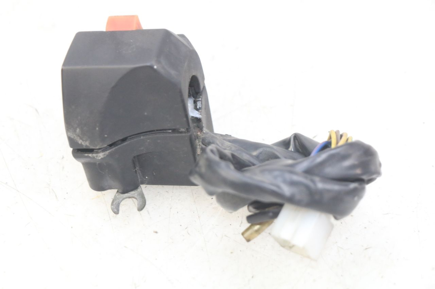 photo de PRZEŁĄCZNIK PRAWY YAMASAKI RAPTOR 50 (2013 - 2018) - Zbliżenie techniczne