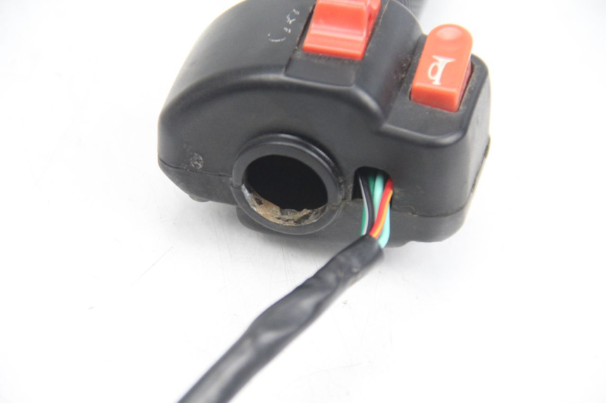 photo de PRZEŁĄCZNIK PRAWY TNT MOTOR ROMA 10' 4T 50 (2007 - 2018) - Inny kąt widzenia