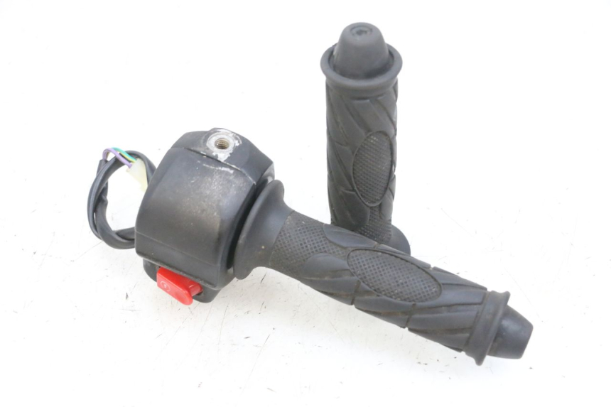 photo de PRZEŁĄCZNIK PRAWY TNT MOTOR ROMA 10' 4T 50 (2019 - 2022) - Widok główny