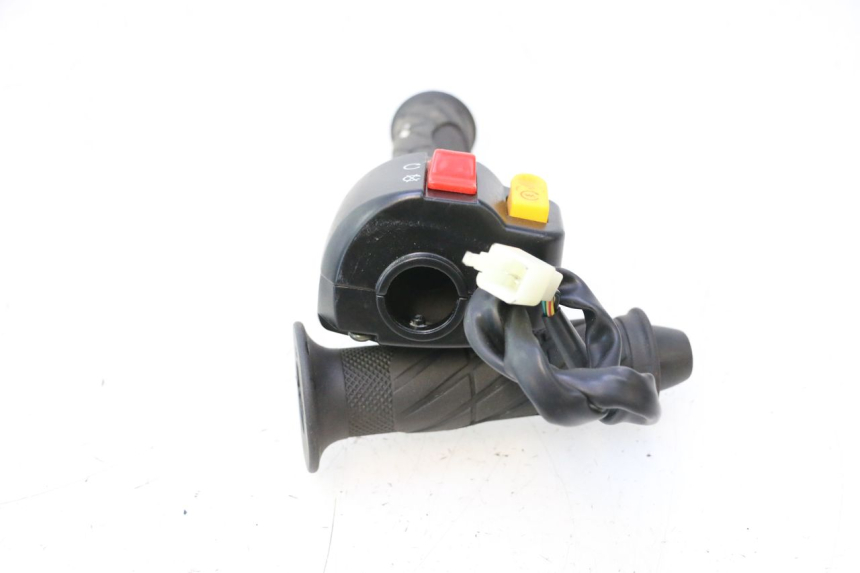 photo de PRZEŁĄCZNIK PRAWY TNT MOTOR ROMA 12' 2T 50 (2007 - 2018) - Szczegół części