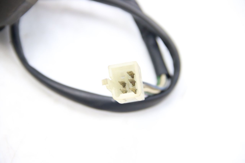 photo de PRZEŁĄCZNIK PRAWY PEUGEOT SATELIS COMPRESSOR K15 125 (2006 - 2009) - Widok ogólny