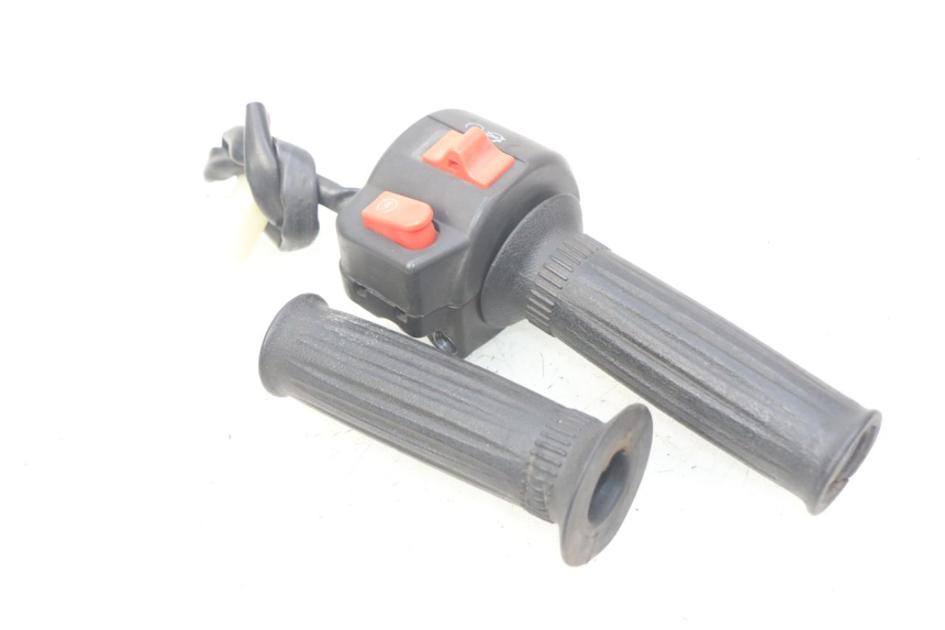 photo de PRZEŁĄCZNIK PRAWY JM MOTORS SC 4T 50 (2012 - 2017) - Szczegół części