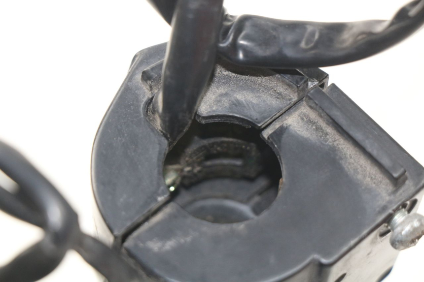 photo de PRZEŁĄCZNIK PRAWY PEUGEOT SC 50 (1988 - 1992) - Szczegół części