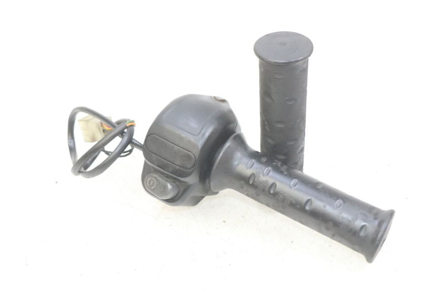 photo de PRZEŁĄCZNIK PRAWY APRILIA SCARABEO 100 (2003 - 2012) - Widok główny