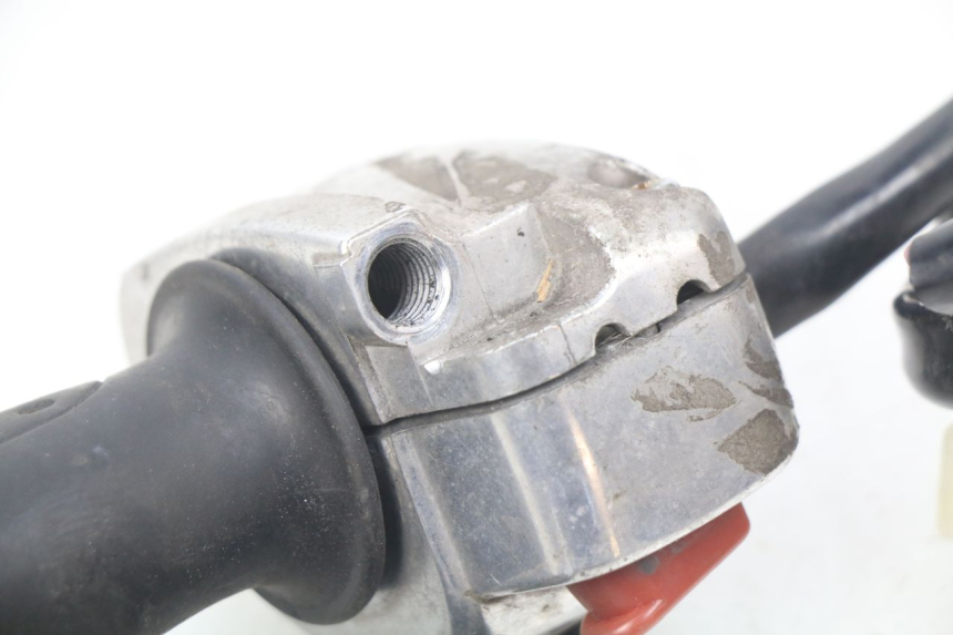 photo de PRZEŁĄCZNIK PRAWY KYMCO SENTO 50 (2008 - 2013) - Szczegół części