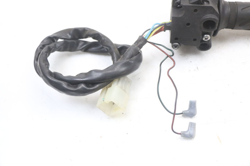 photo de PRZEŁĄCZNIK PRAWY SUZUKI BURGMAN 125 (2018 - 2021) - Punkty mocowania