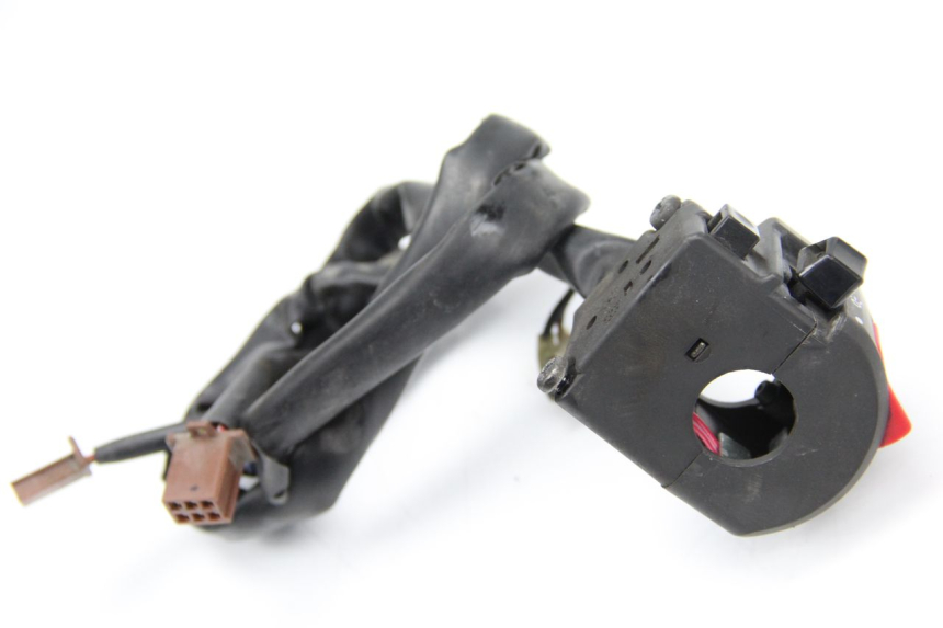 photo de PRZEŁĄCZNIK PRAWY YAMAHA TDM ABS 900 (2002 - 2014) - Zbliżenie techniczne