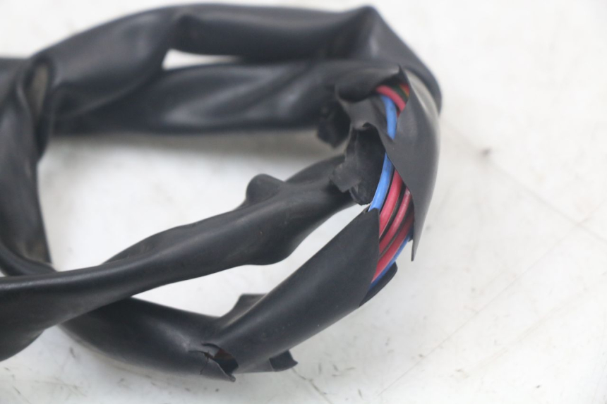 photo de PRZEŁĄCZNIK PRAWY YAMAHA TDM ABS 900 (2002 - 2014) - Widok ogólny