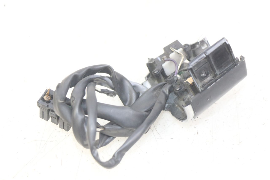 photo de PRZEŁĄCZNIK PRAWY PIAGGIO VESPA SPRINT 2T 50 (2014 - 2018) - Szczegół części