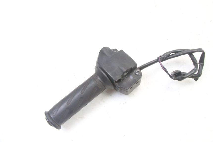 photo de PRZEŁĄCZNIK PRAWY PEUGEOT VIVACITY NEW 2T 50 (2008 - 2017) - Zbliżenie techniczne