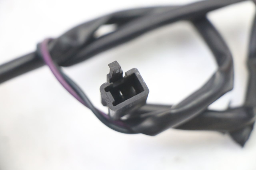 photo de PRZEŁĄCZNIK PRAWY PEUGEOT VIVACITY NEW 2T 50 (2008 - 2017) - Stan powierzchni