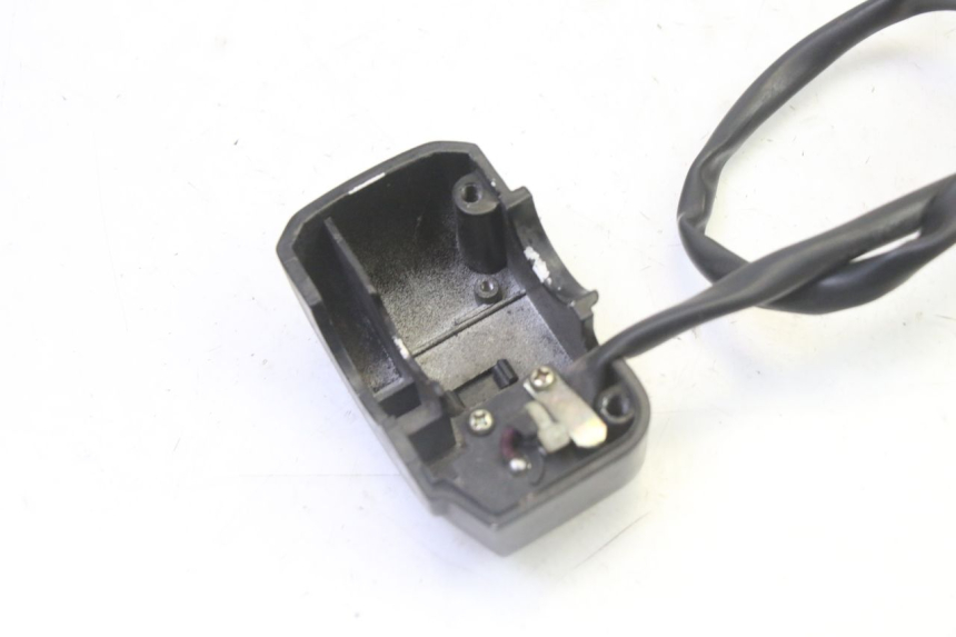 photo de PRZEŁĄCZNIK PRAWY PEUGEOT VIVACITY NEW 4T 50 (2008 - 2017) - Zbliżenie techniczne