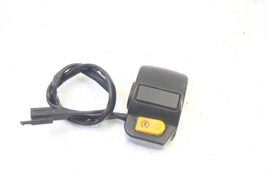 photo de PRZEŁĄCZNIK PRAWY PEUGEOT VIVACITY NEW 4T 50 (2008 - 2017) - Widok główny