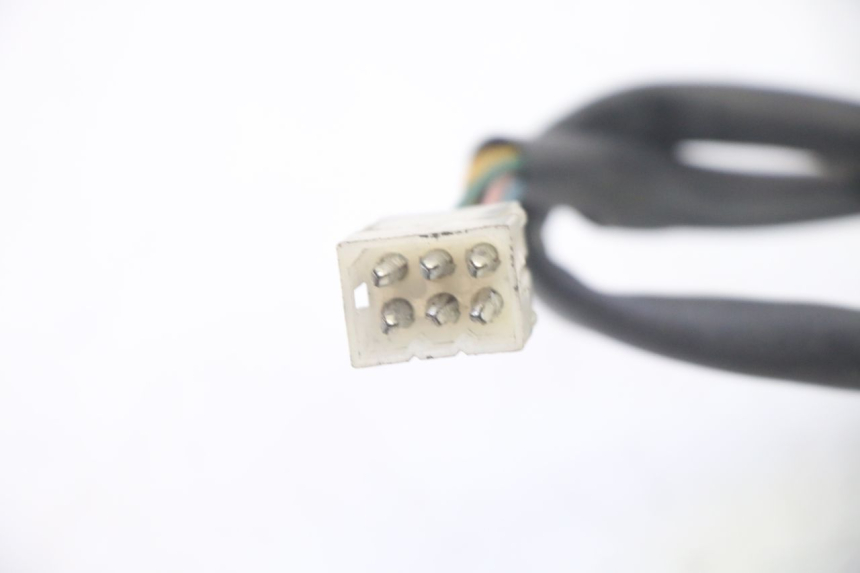 photo de PRZEŁĄCZNIK PRAWY PEUGEOT VIVACITY 100 (1999 - 2008) - Punkty mocowania