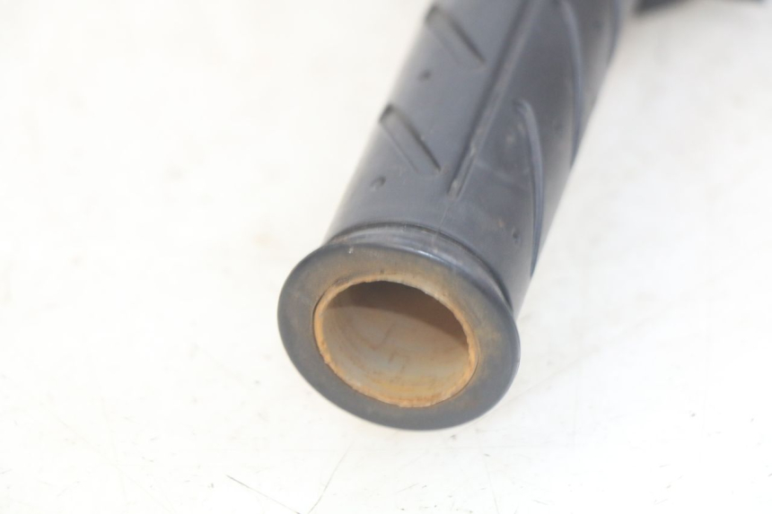 photo de PRZEŁĄCZNIK PRAWY DAELIM VJ ROADWIN FI 125 (2008 - 2017) - Zoom stanu zużycia