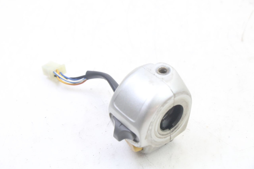 photo de PRZEŁĄCZNIK PRAWY YAMAHA WHY 50 (1998 - 2000) - Zoom stanu zużycia