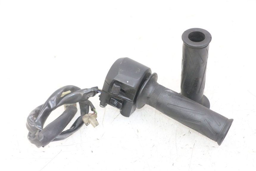 photo de PRZEŁĄCZNIK PRAWY YAMAHA X-MAX XMAX 125 (2010 - 2013) - Widok główny