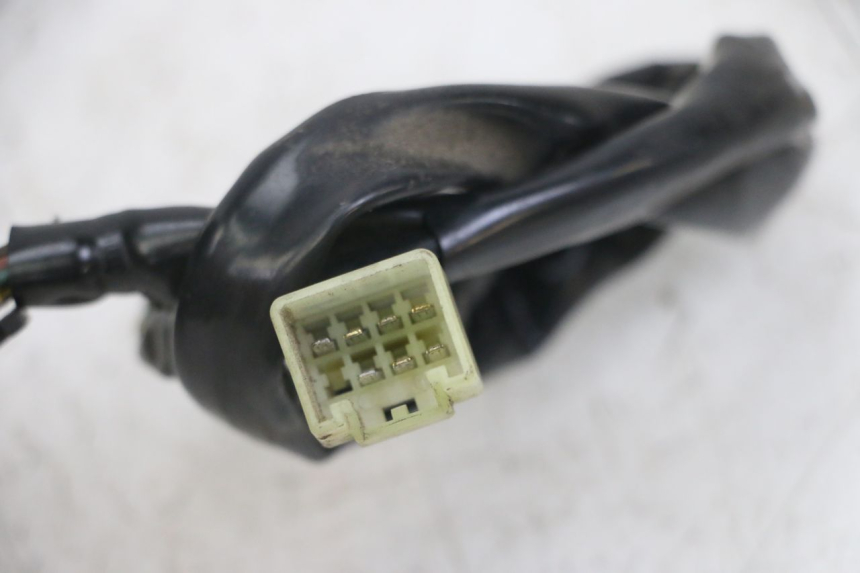 photo de PRZEŁĄCZNIK PRAWY YAMAHA X-MAX XMAX 125 (2010 - 2013) - Punkty mocowania