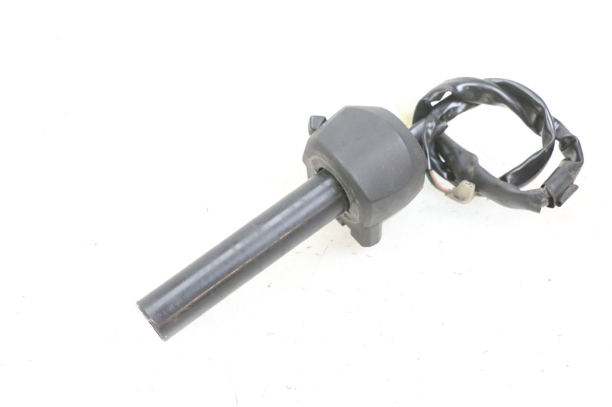 photo de PRZEŁĄCZNIK PRAWY YAMAHA X-MAX XMAX 125 (2010 - 2013) - Część sprawdzona