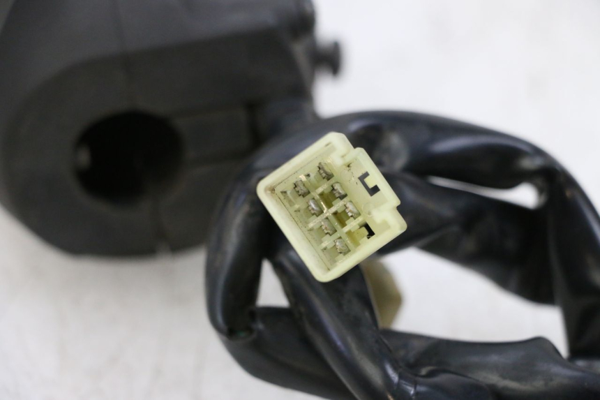 photo de PRZEŁĄCZNIK PRAWY YAMAHA X-MAX XMAX 125 (2010 - 2013) - Widok ogólny