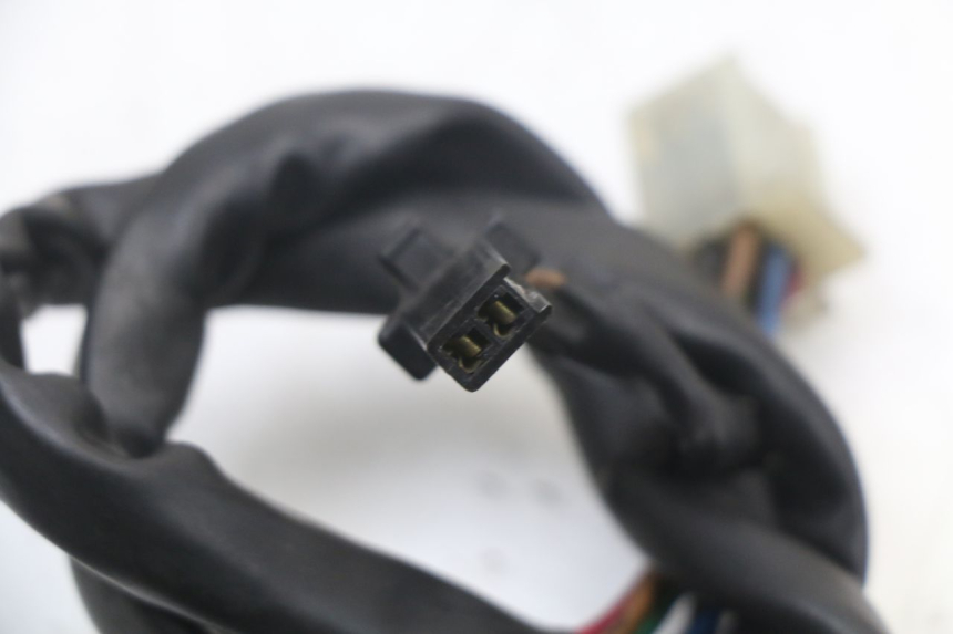 photo de PRZEŁĄCZNIK PRAWY YAMAHA XJS DIVERSION 600 (1997 - 1999) - Stan powierzchni