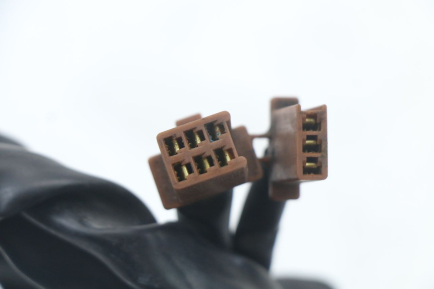 photo de PRZEŁĄCZNIK PRAWY YAMAHA FJR ABS 1300 (2006 - 2012) - Część sprawdzona