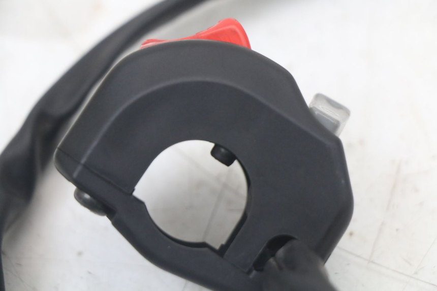 photo de PRZEŁĄCZNIK PRAWY YAMAHA FZ1 FAZER 1000 (2007 - 2009) - Widok ogólny