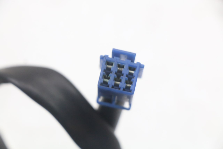 photo de PRZEŁĄCZNIK PRAWY YAMAHA FZ1 FAZER 1000 (2007 - 2009) - Część sprawdzona