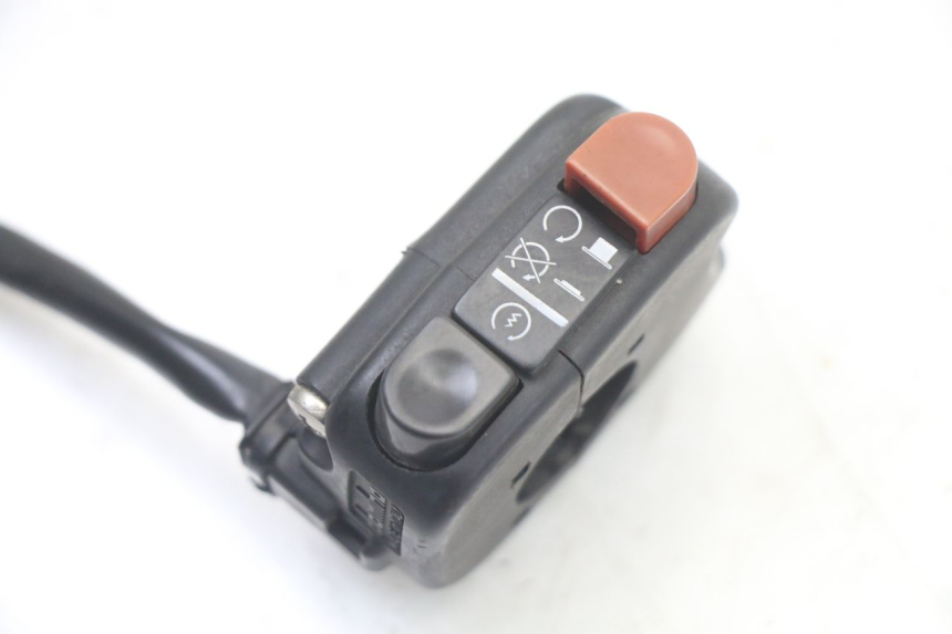 photo de PRZEŁĄCZNIK PRAWY YAMAHA TZR 50 (2008 - 2016) - Szczegół części