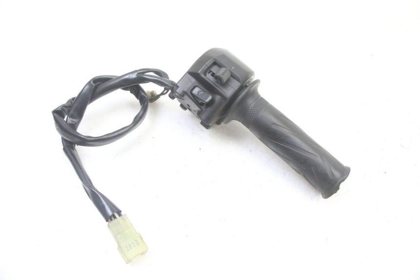 photo de PRZEŁĄCZNIK PRAWY YAMAHA YP X-MAX XMAX 400 (2014 - 2017) - Widok główny