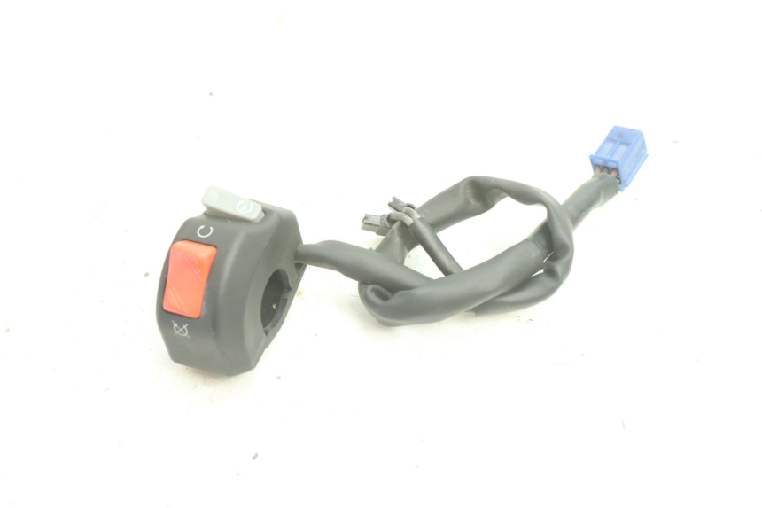 photo de PRAWA PRZEŁĄCZNIK YAMAHA YZF R6 600 (2008 - 2009) - Zoom stanu zużycia