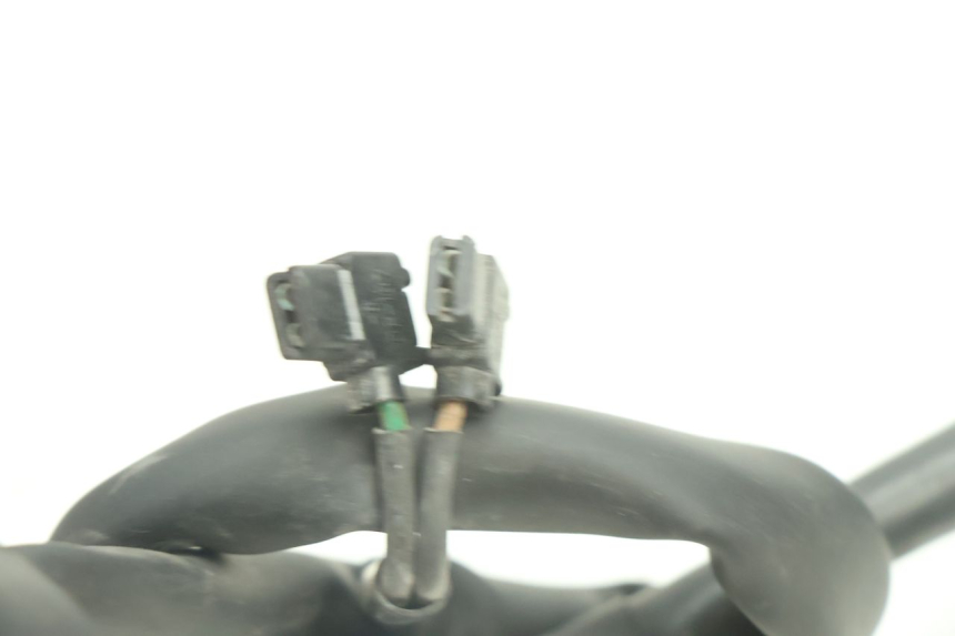 photo de PRAWA PRZEŁĄCZNIK YAMAHA YZF R6 600 (2008 - 2009) - Widok ogólny