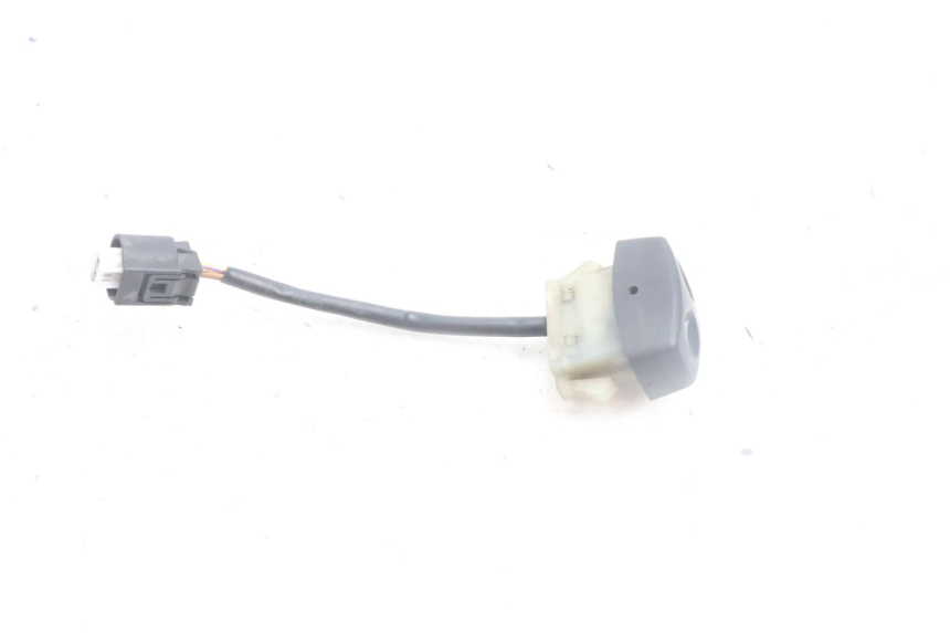 photo de PRZEŁĄCZNIK ŚWIATEŁ AWARYJNYCH BMW C1 125 (2000 - 2003) - Zoom stanu zużycia