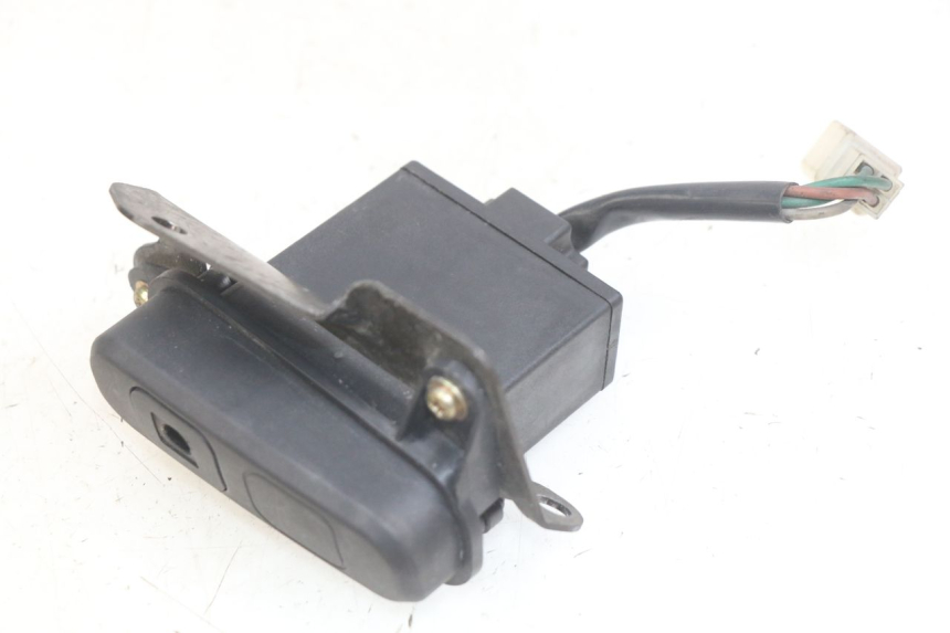 photo de PRZEŁĄCZNIK ŚWIATEŁ AWARYJNYCH SYM GTS EFI 125 (2012 - 2016) - Szczegół części