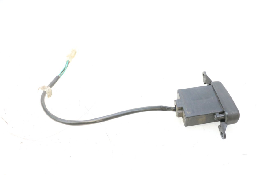 photo de PRZEŁĄCZNIK ŚWIATEŁ AWARYJNYCH SYM GTS EVO 125 (2009 - 2013) - Zoom stanu zużycia
