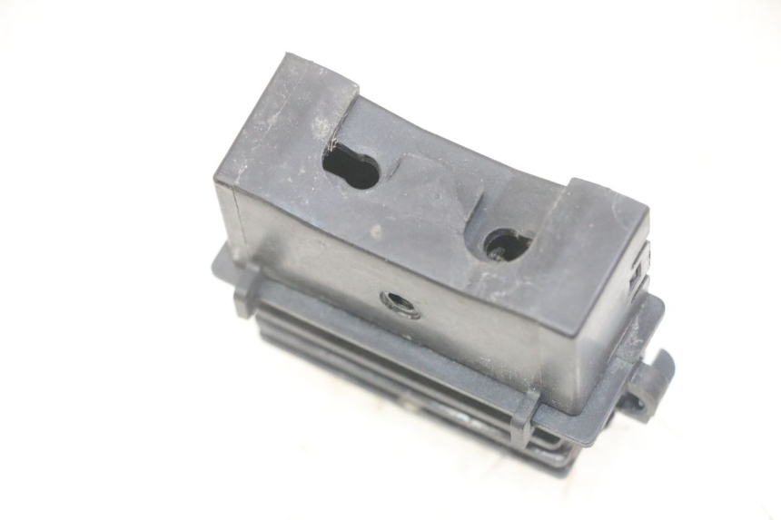 photo de PRZEŁĄCZNIK KIERUNKOWSKAZÓW HONDA FORZA ABS 300 (2013 - 2017) - Szczegół części